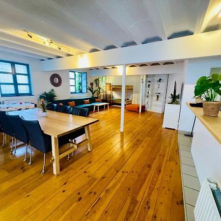 Down Town Oasis-Spacious Loft With Private Parking Βρυξέλλες Εξωτερικό φωτογραφία