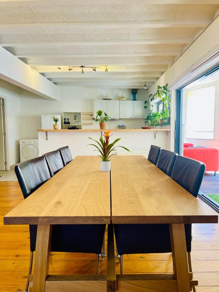 Down Town Oasis-Spacious Loft With Private Parking Βρυξέλλες Εξωτερικό φωτογραφία